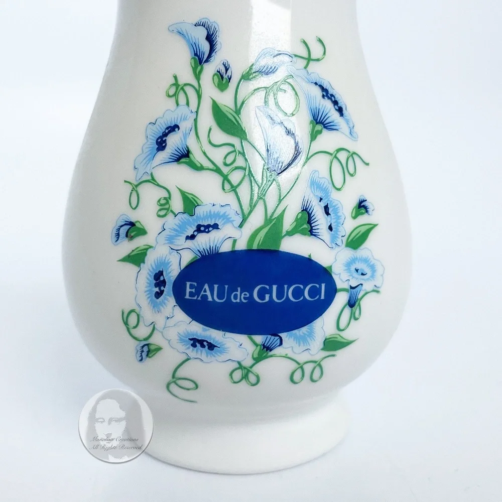 Eau de Gucci Powder Shaker Blue Florals Ceramic Home Decor Vintage Empty